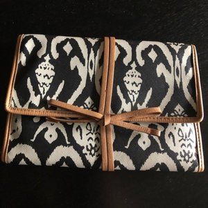 Stella & Dot Jewelry Roll Espresso Ikat